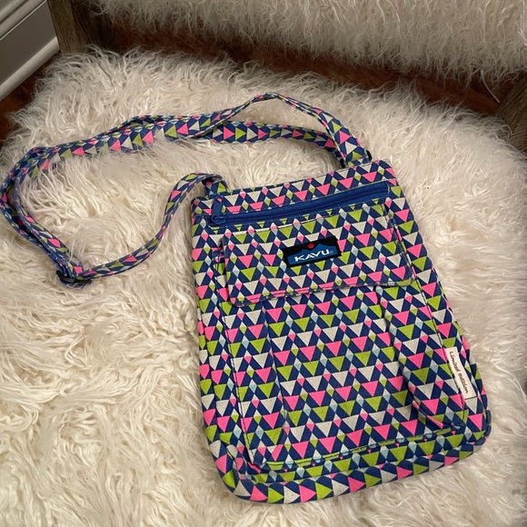 Kavu “Limited Edition” Crossbody Purse - Picture 1 of 13